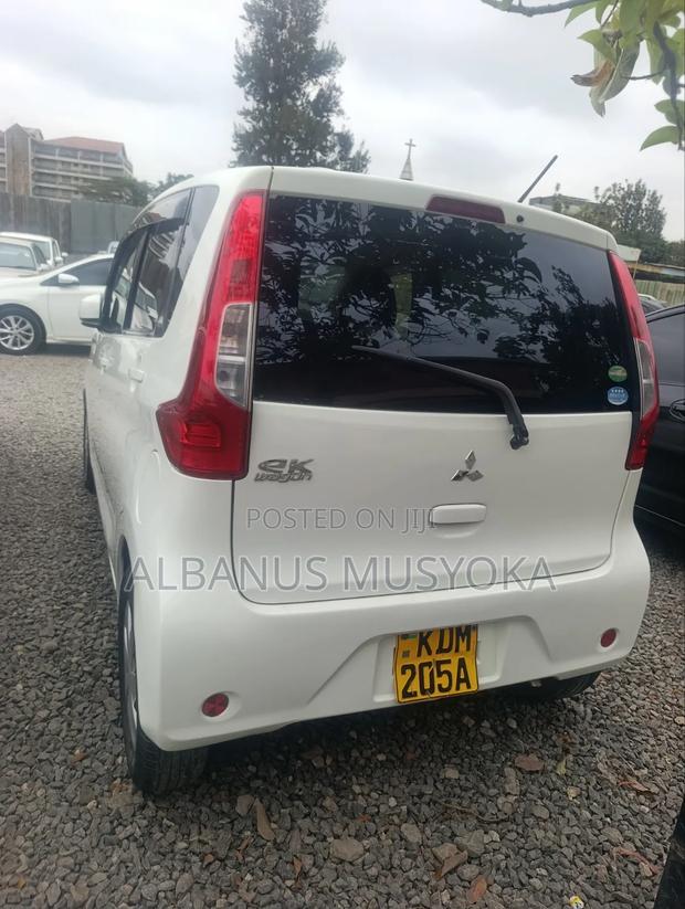 Mitsubishi EK Wagon 2016 White