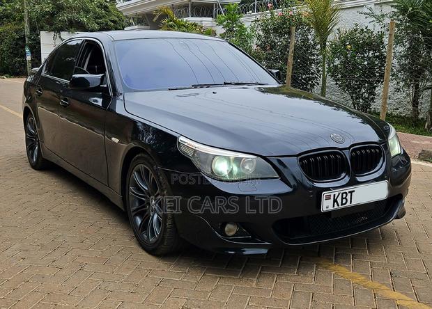 BMW 520i 2004 Black