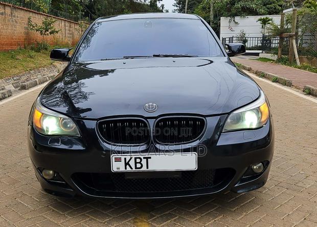BMW 520i 2004 Black