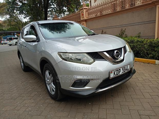 Nissan X-Trail 2017 Silver