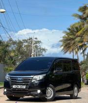 Toyota Noah 2016 Black for sale