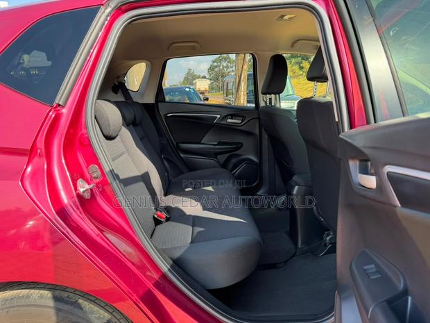 Honda Fit 2019 Maroon
