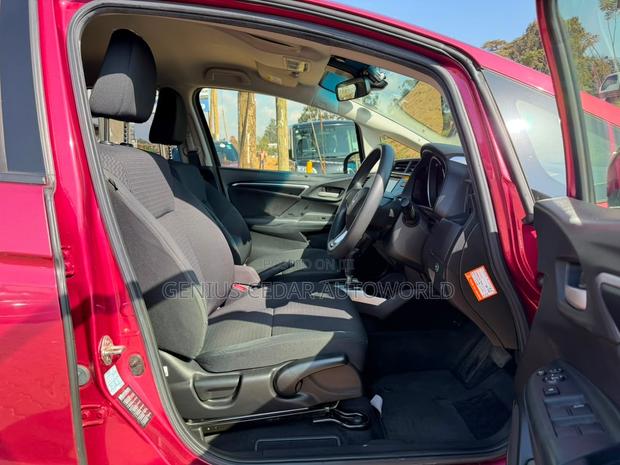 Honda Fit 2019 Maroon