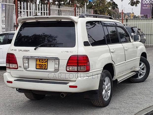 Toyota Land Cruiser 2005 Pearl