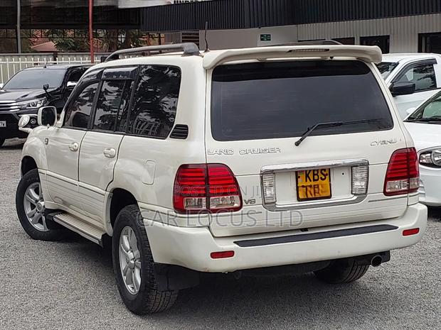 Toyota Land Cruiser 2005 Pearl