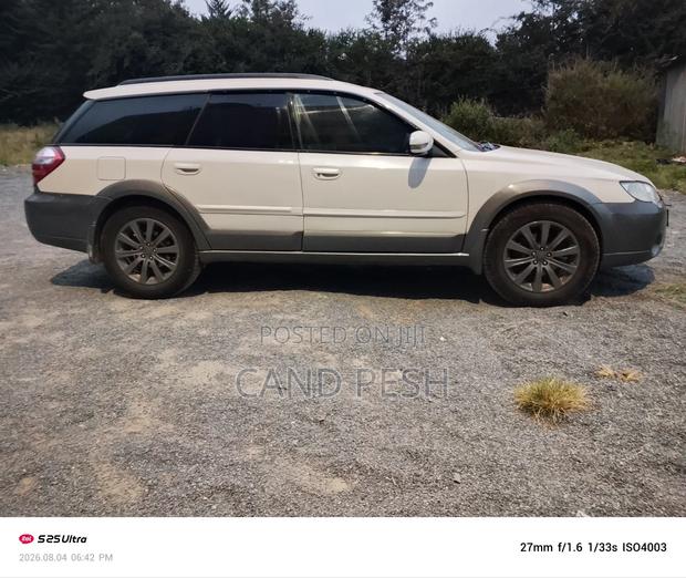 Subaru Outback 2008 White