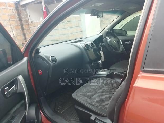 Nissan Dualis 2008 Orange
