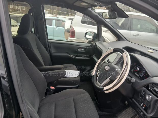 Toyota Noah 2019 Black