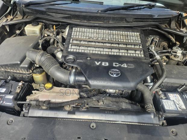 Toyota Land Cruiser 4.5 V8 TD STD 2009 Green