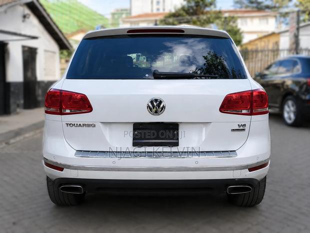 Volkswagen Touareg 2016 White