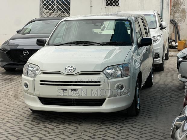 Toyota Succeed 2020 White