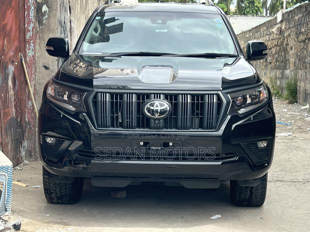 Toyota Land Cruiser Prado 2020 Black