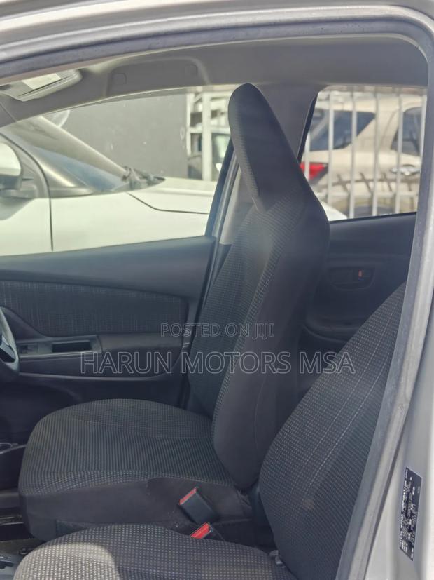 Toyota Vitz 2019 Silver
