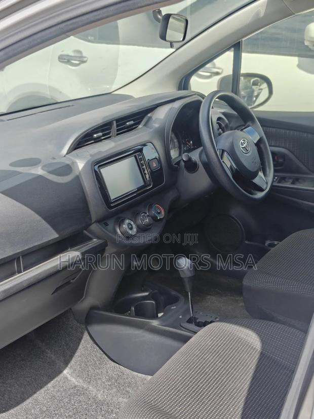 Toyota Vitz 2019 Silver