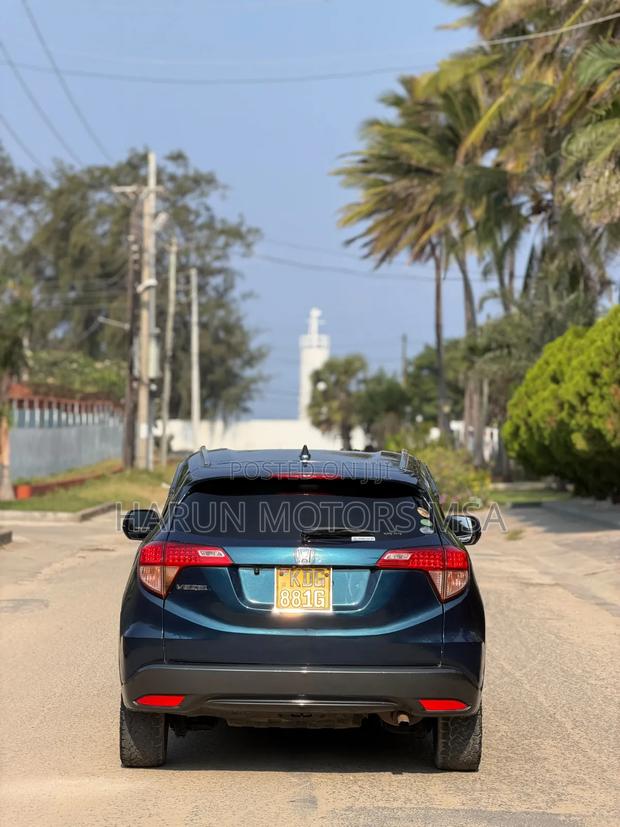 Honda Vezel 2015 Blue