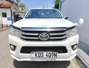 Toyota Hilux 2018 White for sale