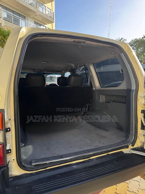 Toyota Land Cruiser Prado 2.7 16V 5dr 1998 Beige