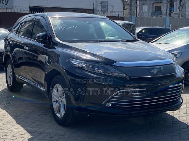 Toyota Harrier 2.0 2019 Black