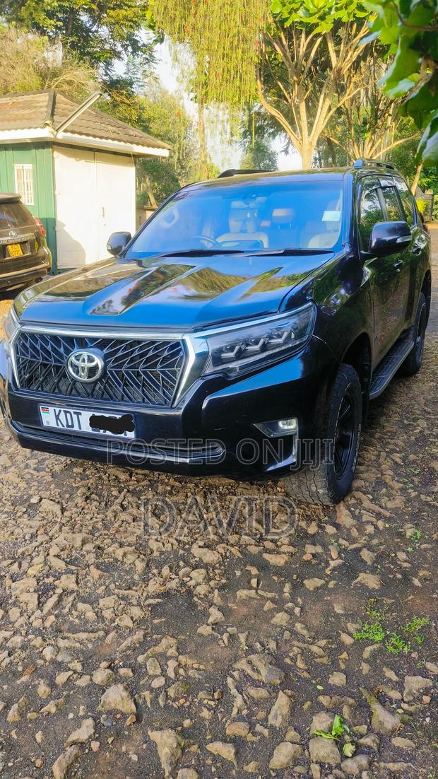 Toyota Land Cruiser Prado 2014 Black
