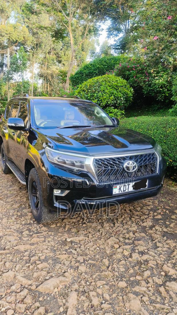 Toyota Land Cruiser Prado 2014 Black