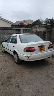 Toyota Corolla 2000 White for sale