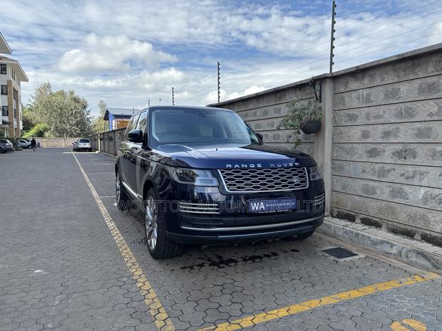 Land Rover Range Rover Vogue 2018 Blue