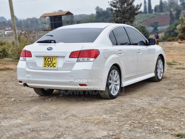 Subaru Legacy 2012 White
