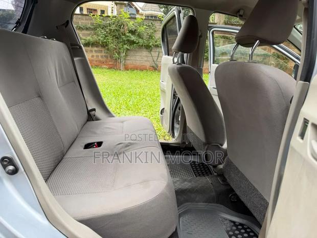 Toyota Pixis Epoch 2016 Silver