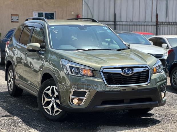 Subaru Forester Premium AWD 2019 Green