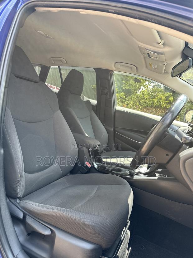 Toyota Corolla Touring 2019 Blue