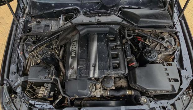 BMW 520i 2004 Black