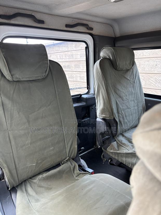 Land Rover Defender 2011 White