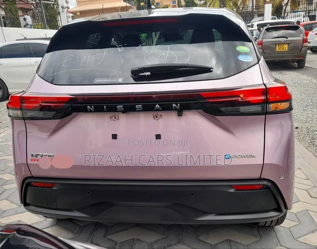 Nissan Note 1.2 Hybrid 2021 Pink