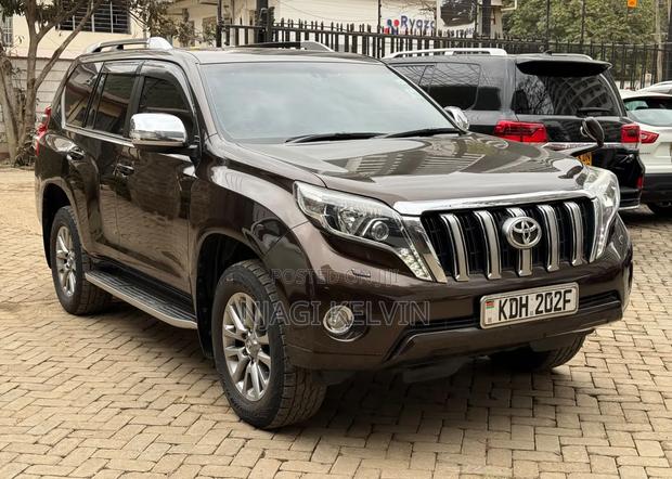 Toyota Land Cruiser Prado 2.8 2017 Brown