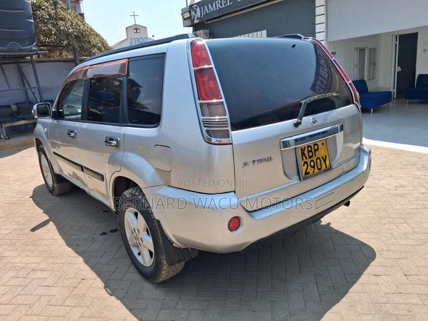 Nissan X-Trail 2004 Silver