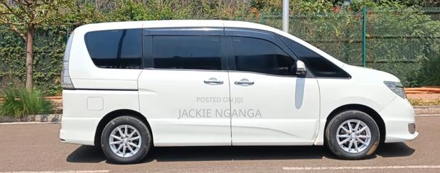 Nissan Serena 2016 White