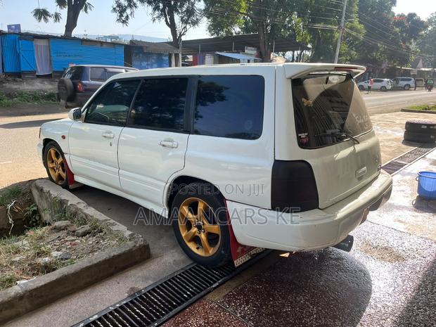 Subaru Forester SF 2.0 1999 White