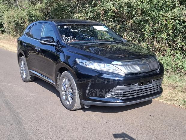 Toyota Harrier 2020 Black