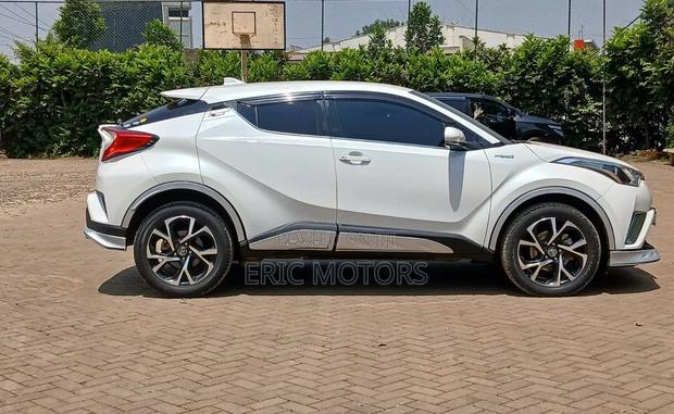 Toyota C-HR 2017 White
