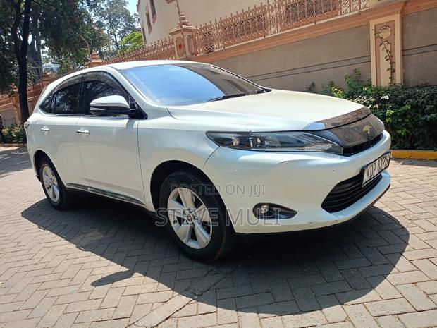 Toyota Harrier 2016 White