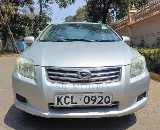 Toyota Axio 2010 Silver