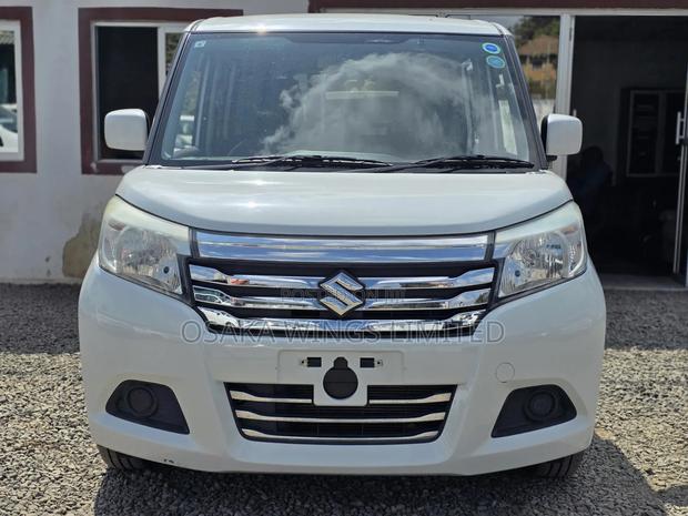 Suzuki Solio 2019 White