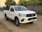 Toyota Hilux Revo Smart Cab Deisel 2.4 AWD 2021 White for sale