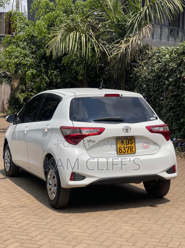 Toyota Vitz 2017 White
