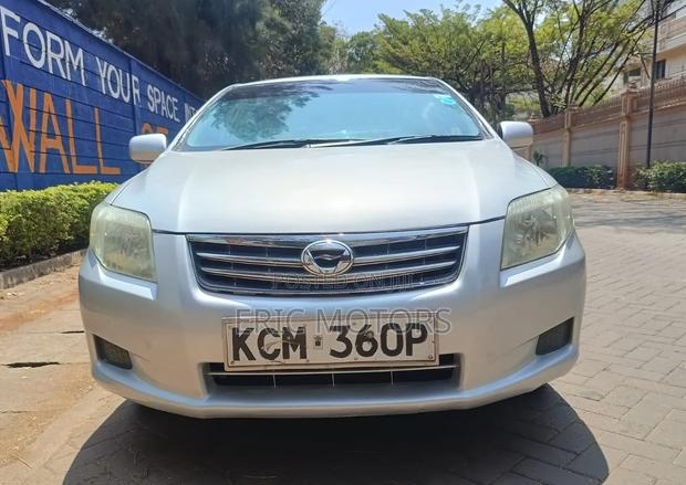 Toyota Axio 2010 Silver