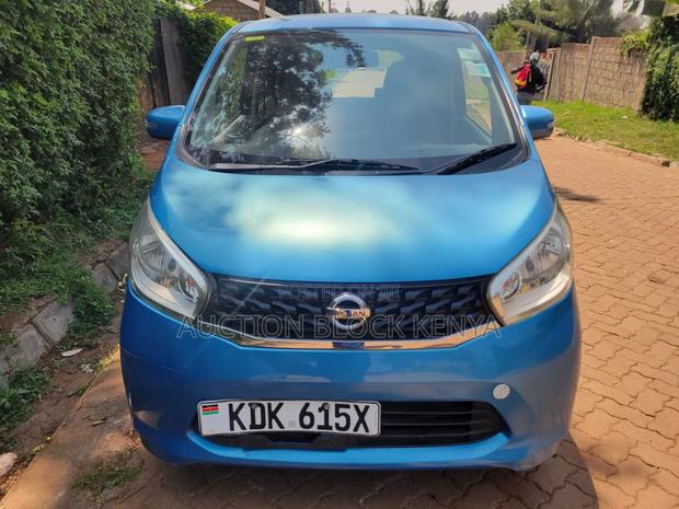 Nissan Dayz 2017 Blue