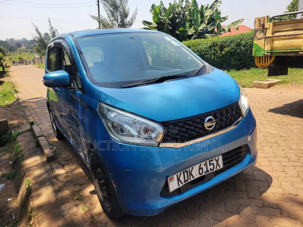 Nissan Dayz 2017 Blue