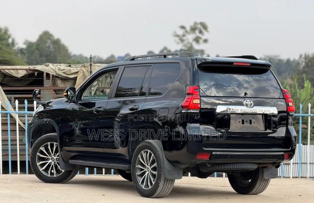 Toyota Land Cruiser Prado 2020 Black