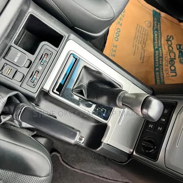 Toyota Land Cruiser Prado 2.8 2020 Brown
