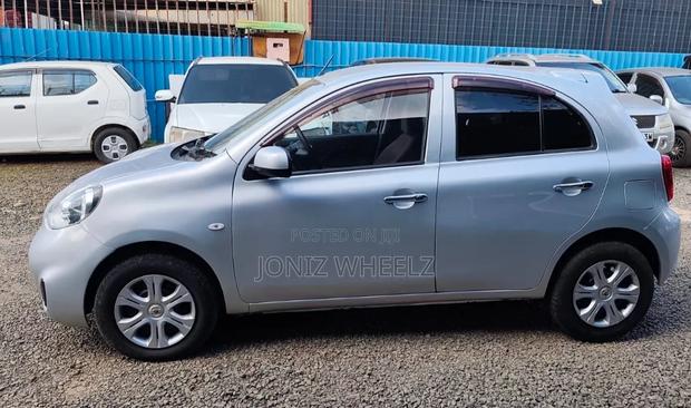 Nissan March 2015 Silver